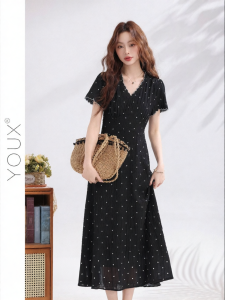 YOUXIANG | Đầm Đen Elegance Hoa Pháp Dây Slim