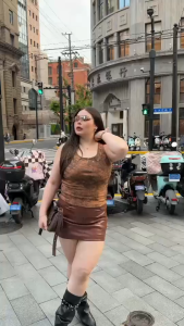 เสื้อกล้ามสาวอวบ 💋ผ้ายืดเนื้อดีลายหินอ่อน แต่งตอกตาไก่เท่ห์ๆ ใส่กับอะไรก็เข้ากัลลลล ✨สาวพลัสไซส์ก็สวยได้✨