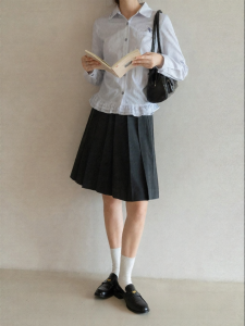 Chân Váy A-Line Đen Dáng Ôm Cao Waist