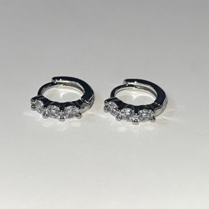 Elegant Fashionable Zircon Ear Cuffs Womens Versatile Simple Design Cold Tone Ear Jewelry Ear Hoops Stylish Accessory