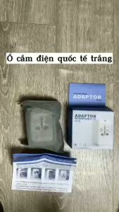 Ổ ĐIỆN CHUYỂN ĐỔI QUỐC TẾ DU LỊCH ĐA NĂNG UNIVERSAL ADAPTOR phích chuyển đổi du lịch 2 3 chấu tròn dẹt dùng toàn cầu có cổng USB KUMORI
