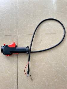 Tay bóp ga máy cắt cỏ đeo lưng
