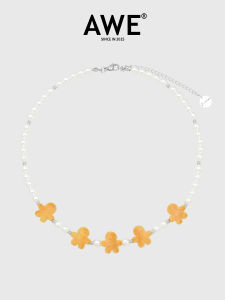 Christmas Pearled Sweater Chain Necklace Cute Gingerbread Man Design Original Fashion Jewelry for Students Winter Accessory