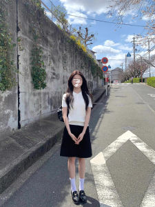 White Knitted Short Sleeve Polo Neck T-Shirt Women Summer New Embroidered Twisted Knitwear Top Sweet College Style Loose Fit