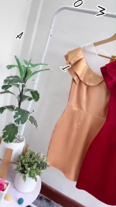 15404  เดรสคอกลมแขนกุดอกระบาย