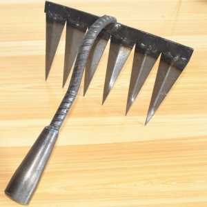 cangkul garpu serbaguna praktis