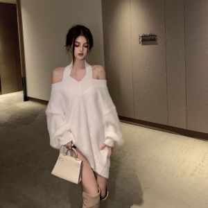 IELGY Off-shoulder sweater womens design halter neck knitted top