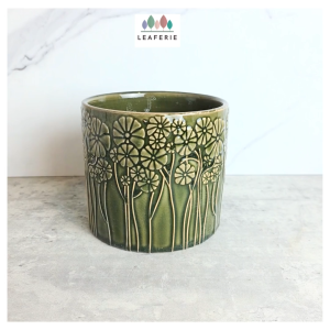 The Leaferie Cyris plant pots. flowerpot . flowerpots . flower pot . planter . planters . Ceramic
