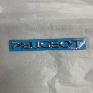 emblem peugeot hitam dan chrome untuk all peugeot emblem