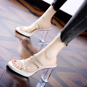 รองเท้าแตะส้นสูงคริสตัลใสสำหรับผู้หญิง ฤดูร้อน 2023 ใหม่ รองเท้าแตะเปิดหัว กันน้ำ ทรงหัวเหลี่ยม ส้นสูง 6-8 ซม. วัสดุพื้นรองเท้ายาง