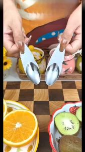 304 Food Grade Stainless Steel Kiwi Spoon Kiwi Serrated Knife Peeling Spoon Avocado Meat Cutting Tool Kitchen Accessories