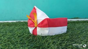 Ikat Kepala Merah Putih: Aksesoris Pesta Pernikahan Desain Unik