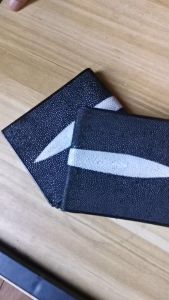 มุขยาวสีดำ Very Cool And Nice Stringray Wallet