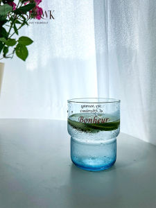 แก้วน้ำครึ่งทรงกลมความจุขนาดใหญ่สีน้ำเงิน Goshawk แก้วน้ำใสสำหรับผู้หญิง ดีไซน์สร้างสรรค์ แก้วน้ำเย็น แก้วน้ำแบบอเนกประสงค์