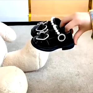 Sepatu Anak Perempuan Usia 1-5 Tahun Model Flat Pita Mutiara Anti Slip dan tidak Licin