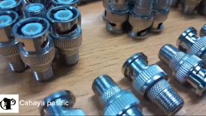 Conektor BNC Drat CCTV aksesoris keamanan langsung pabrik wanita BNC - Drat BNC ke F kepala