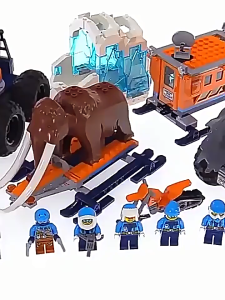 Đồ Chơi Lắp Ráp Thám Hiểm Bắc Cực – Xe Trục Vớt & Khai Quật Ma Mút 786 mảnh