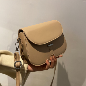 Fancy Small Bag Womens New Fall and Winter New Arrival Trendy French Niche Style One Shoulder Saddle Bag Retro Easy Matching Messenger Bag