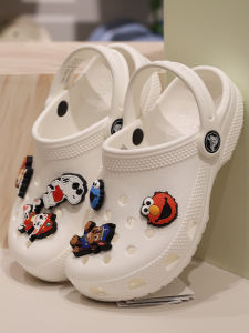 Crocs | Classic Beach Sandals
