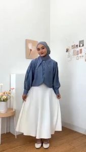 Lyra Blouse Atasan Kemeja Wanita Crop Top Lengan Panjang OOTD Kemeja Remaja Dewasa