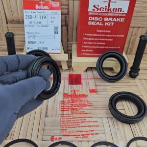 SEAL SIL KIT REM CAKRAM DEPAN ALL NEW PAJERO DAKAR 2016 SAMPAI 2019 1SET UNTUK 2 RODA SEIKEN