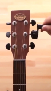 RIXTON 3 in 1 Guitar Tool Multifunctional Guitar String Cutter Puller Guitars Instrument Accessories