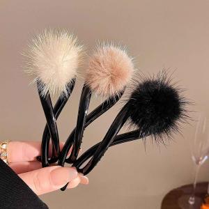 Simple Shark Clip & Ball Twist Clips: A Guide to Stylish No-Brand Hair Accessories