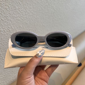 Street Shot Narrow Piece Couple Fancy Retro Oval Black Sunglasses Female UV Protection Easiest for Match Slim Looking Sun Glasses