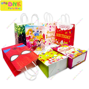 12 pcs Printed Kraft Paper Bag Twine Twisted Handle Character Boy Girl Loot Bags Giveaways Happy Birthday Lootbags Fillers Party Souvenirs
