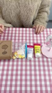 งานฝีมือกาวครีมสำหรับเด็กผู้หญิง diy กระจกแต่งหน้าดอกไม้ ชุดวัสดุ My Melody หมุนได้ ins กระจกพลาสติกตั้งโต๊ะ