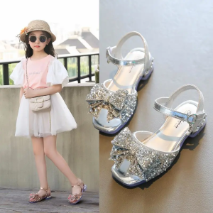 Princess Style Soft Bottom Crystal Sandals for Little Girls Summer Fashion Childrens Shoes Korean Version Mid-Term Large Children