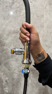 Kran Cuci Piring Hitam Terompet Premium Dapur Kitchen 2 Mode Air keran angsa shower fleksibel