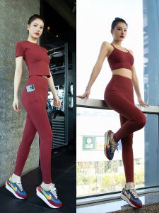 Womens Yoga Fitness Clothing Set Quick Dry Short Sleeve Sport Running Training Ultra Stretch Breathable Nylon Fabric Gym Outfit