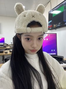 น่ารัก หมวกเบสบอลขนแกะหูกระต่าย ผู้หญิง ฤดูหนาว อุ่น หมวก Duckbill ขนาดเล็กสวมใส่สองด้าน สไตล์ลำลอง เครื่องประดับแฟชั่น