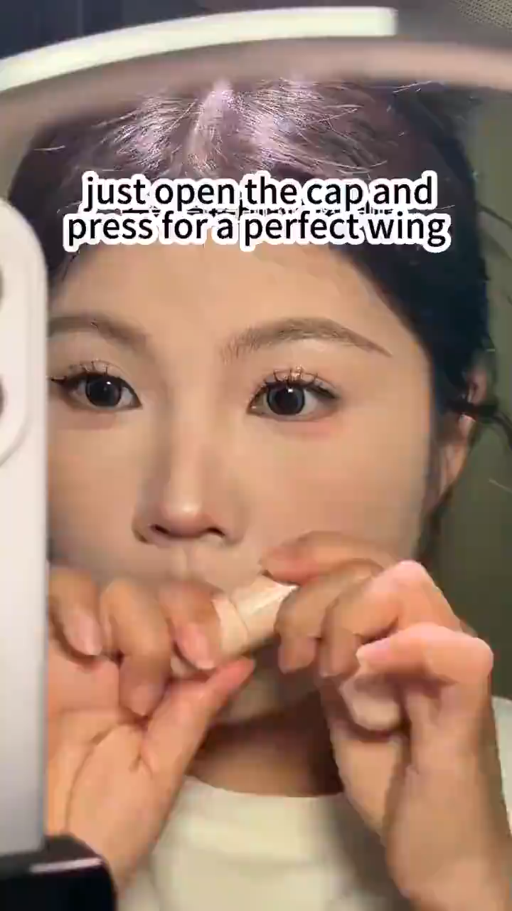 Quick Dry Fast Drying Eyeliner Stamp Waterproof Long Lasting Black Color Portable Compact Seal Pen