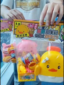 Túi đồ chơi nhà bếp hình còn vịt cho bé đồ chơi nhà bếp vali chú vịt đồ chơi giáo dục cho bé đồ chơi vali kéo vịt vàng heo hồng