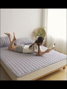 ที่นอนบาง ที่นอนนุ่มสบาย ที่นอนกันลื่น  ผ้ารองกันเปื้อนที่นอน ที่นอนหอพักนักเรียน 3/4/5/6 ฟุต สบาย ซักเครื่องได้ แผ่นรองนอน