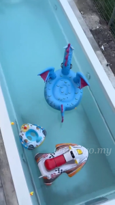 INTEX Inflatable Scooter Wave Rider Ride On Pool Float Swimming Pool Swimming Ring Swimming Float Baby Kids Pelampung Duduk 57520