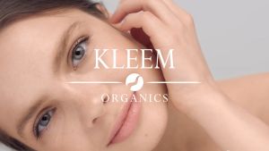 Serum hữu cơ chống lão hóa tối ưu KLEEM ORGANICS HYALURONIC ACID dưỡng ẩm phục hồi và làm đầy đặn làn da 30 ml của Mỹ