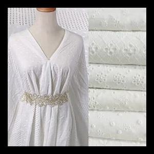 Vải Ren Thêu 100% Cotton Hoa Rỗng Tan Trong Nước Dùng Cho Váy Áo Trẻ Em May Vá Tự Làm Rèm Cửa Khăn Quàng Cổ