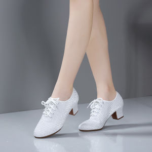 New White Square Dance Shoes for Women Soft Bottom Medium Heel Latin Dance Shoes Breathable Shape Fitness Yoga Sports Shoes