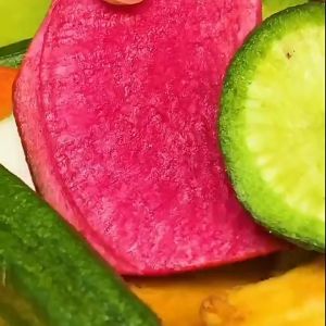 Dried Fruits & Vegetables: A Guide to Okra Chips & Vegetable Snacks