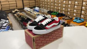 Van Knu Skool รุ่นยอดฮิต รองเท้า สีดำขาว ติดเทรนตลอดกาล สำหรับกล่อง สินค้าใหม่