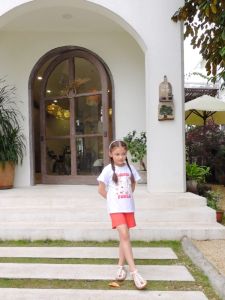 Đồ bộ cộc tay bé gái Bigfox Miss Meow size đại mùa hè vải cotton kiểu Hàn Quốc in Flower Power cỡ 3-11 tuổi 25kg - 30kg