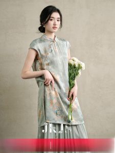 JK&JS | Raysilk Cloud Gauze Process Cheongsam Short Style Split Dress