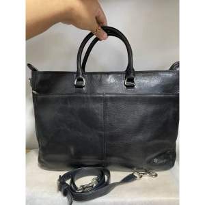 used/Preloved authentic Litchi brand laptop bag 2way pure leather