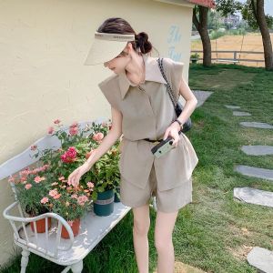 Minimalist Elegant Womens Shirt Set Loose Feel Short Pants Two Piece Suit Chinese Fashion Summer Outfit Simple Stylish Look