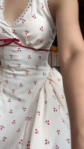 CR_ Đầm du lịch hè xinh váy tiểu thư đầm thiết kế đi tiệc dáng ngắn ngọt ngào Yếm xoè Ren ngực in cherry in tim đính nơ xinh