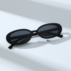 Retro Classic Small Oval Sunglasses Women Fashion Champagne Lens Shades UV400 Men Trending Street Photography Sun Glasses