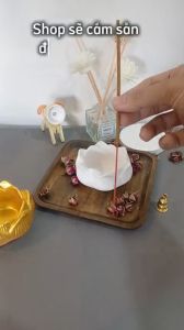 Đế Cắm Nhang Hình Bông Sen Cắm Nhang Đặt Trên Bàn Thờ Nơi Cúng Kiếng
